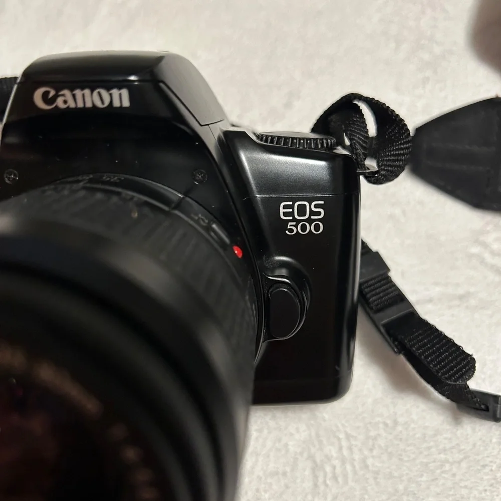Canon EOS 500 Camera